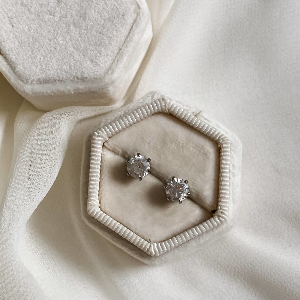 VTG Silver CZ Diamond Stud Earrings